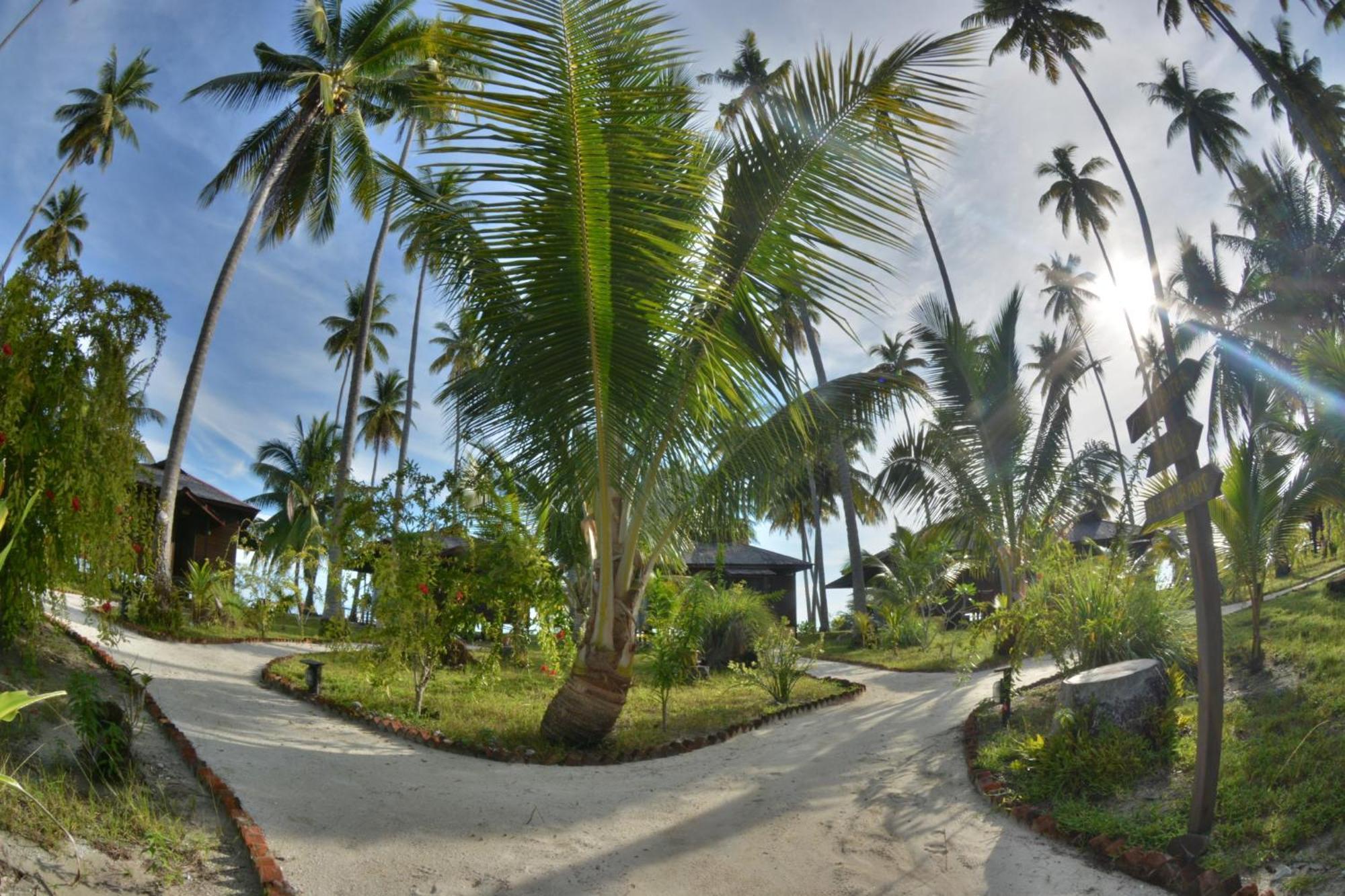 Nunukan Island Resort Maratua Island Экстерьер фото