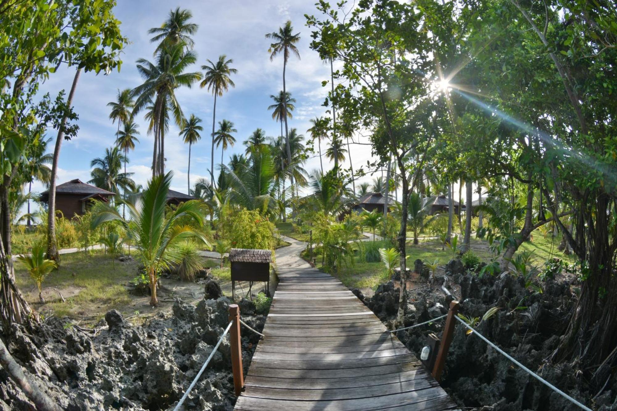 Nunukan Island Resort Maratua Island Экстерьер фото