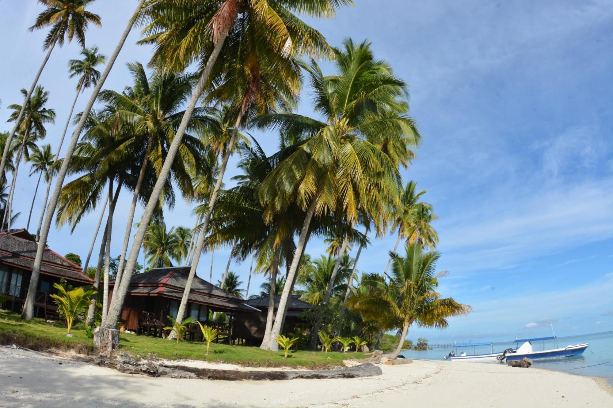 Nunukan Island Resort Maratua Island Экстерьер фото