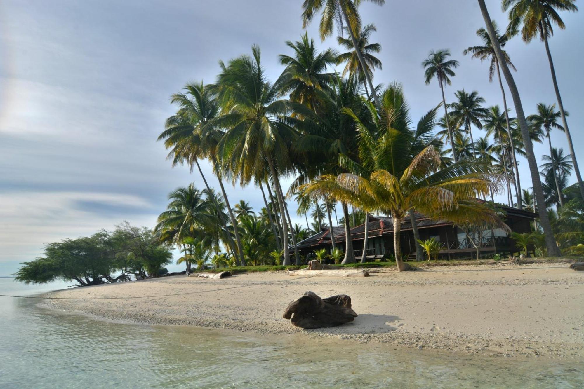 Nunukan Island Resort Maratua Island Экстерьер фото