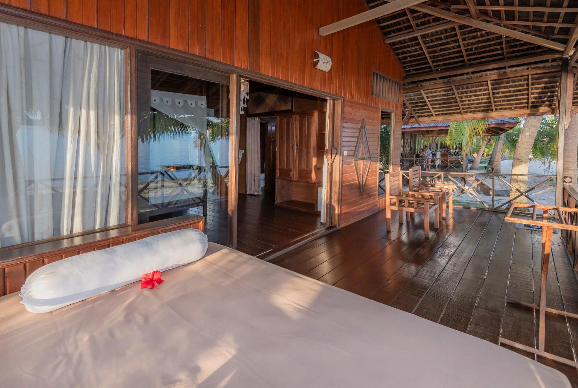 Nunukan Island Resort Maratua Island Экстерьер фото