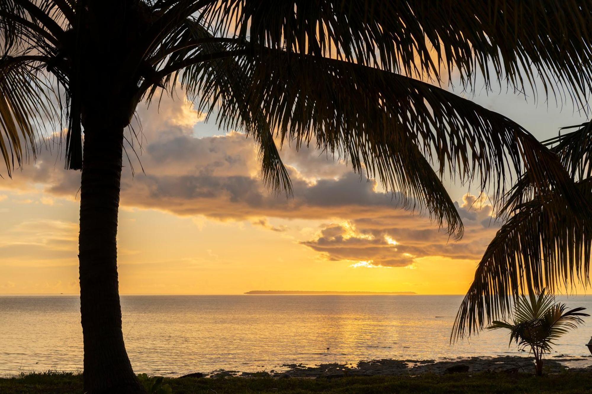 Nunukan Island Resort Maratua Island Экстерьер фото